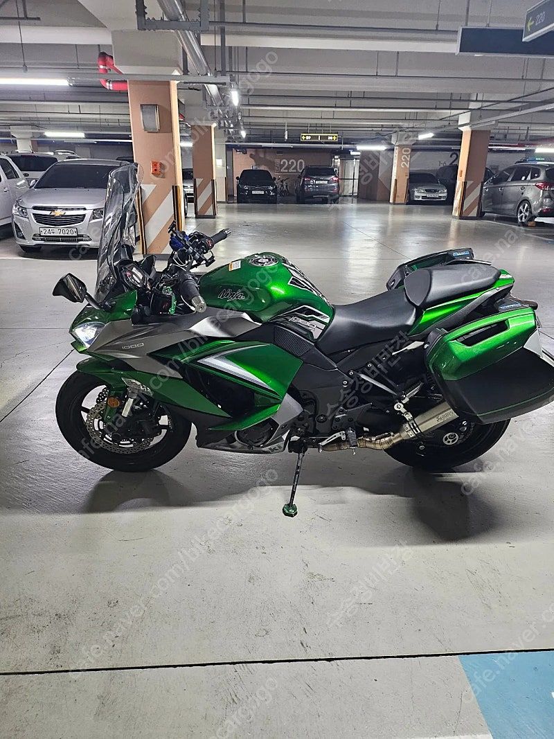 가와사키 Z 1000 SX thumb 2