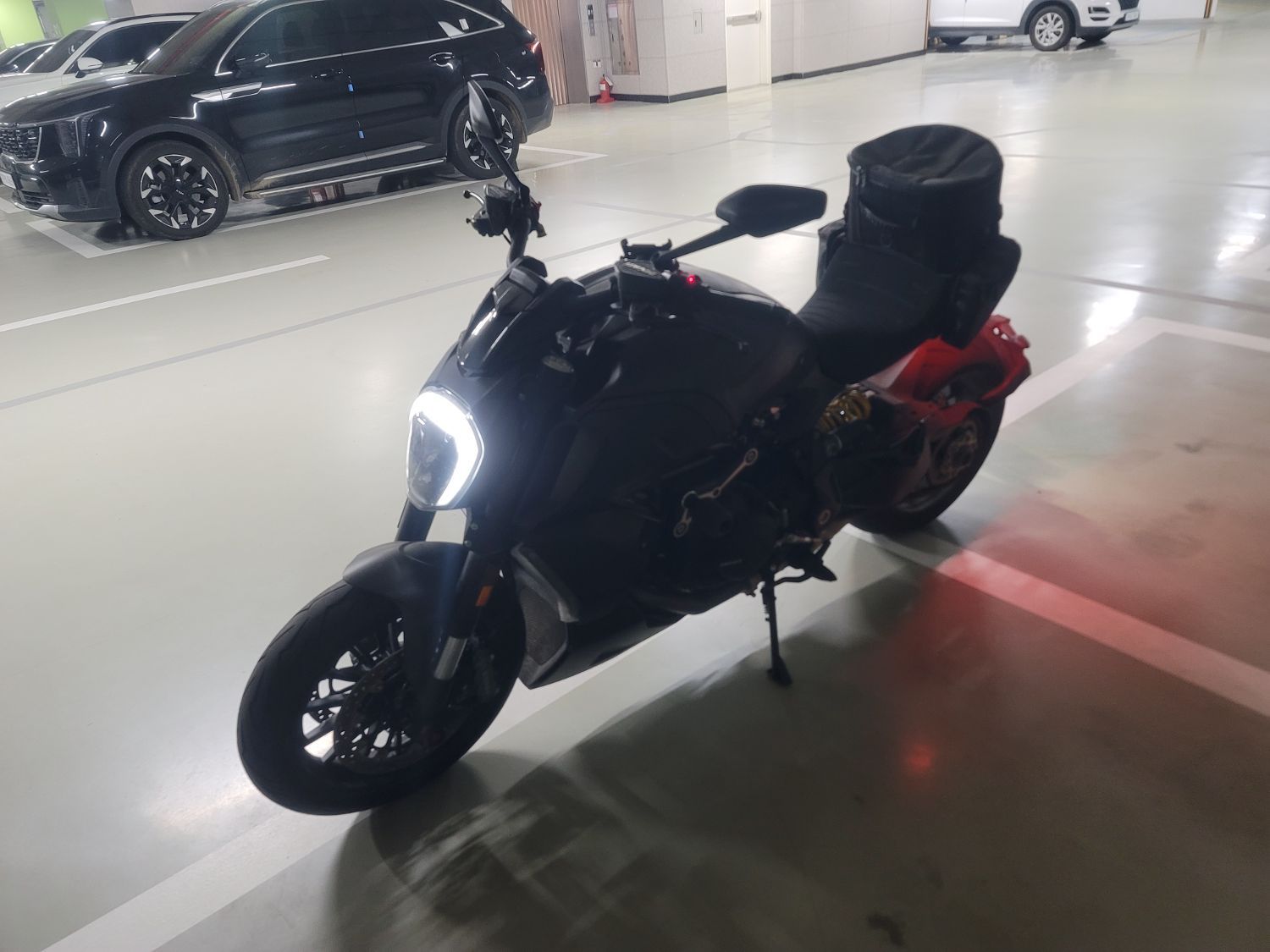 두카티 디아벨 1260 S thumb 2