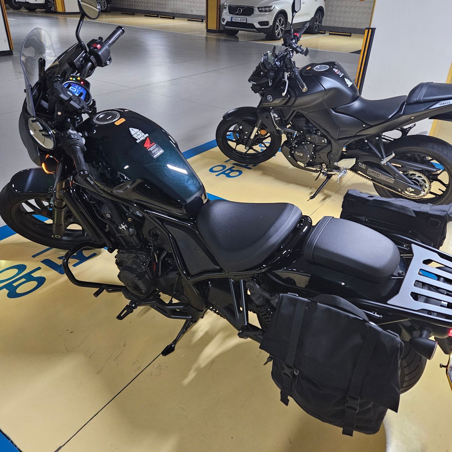 혼다 레블 1100 more