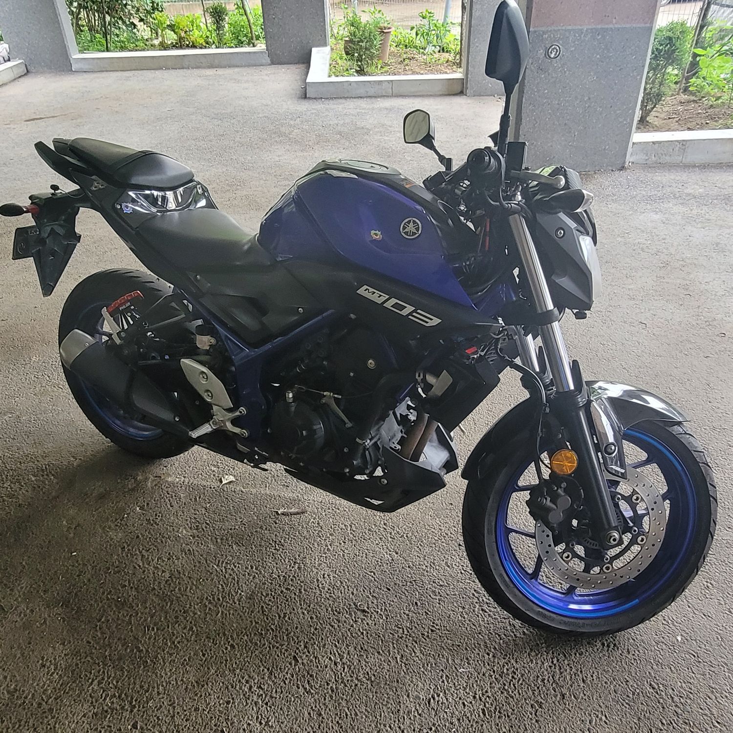 야마하 MT 03 more