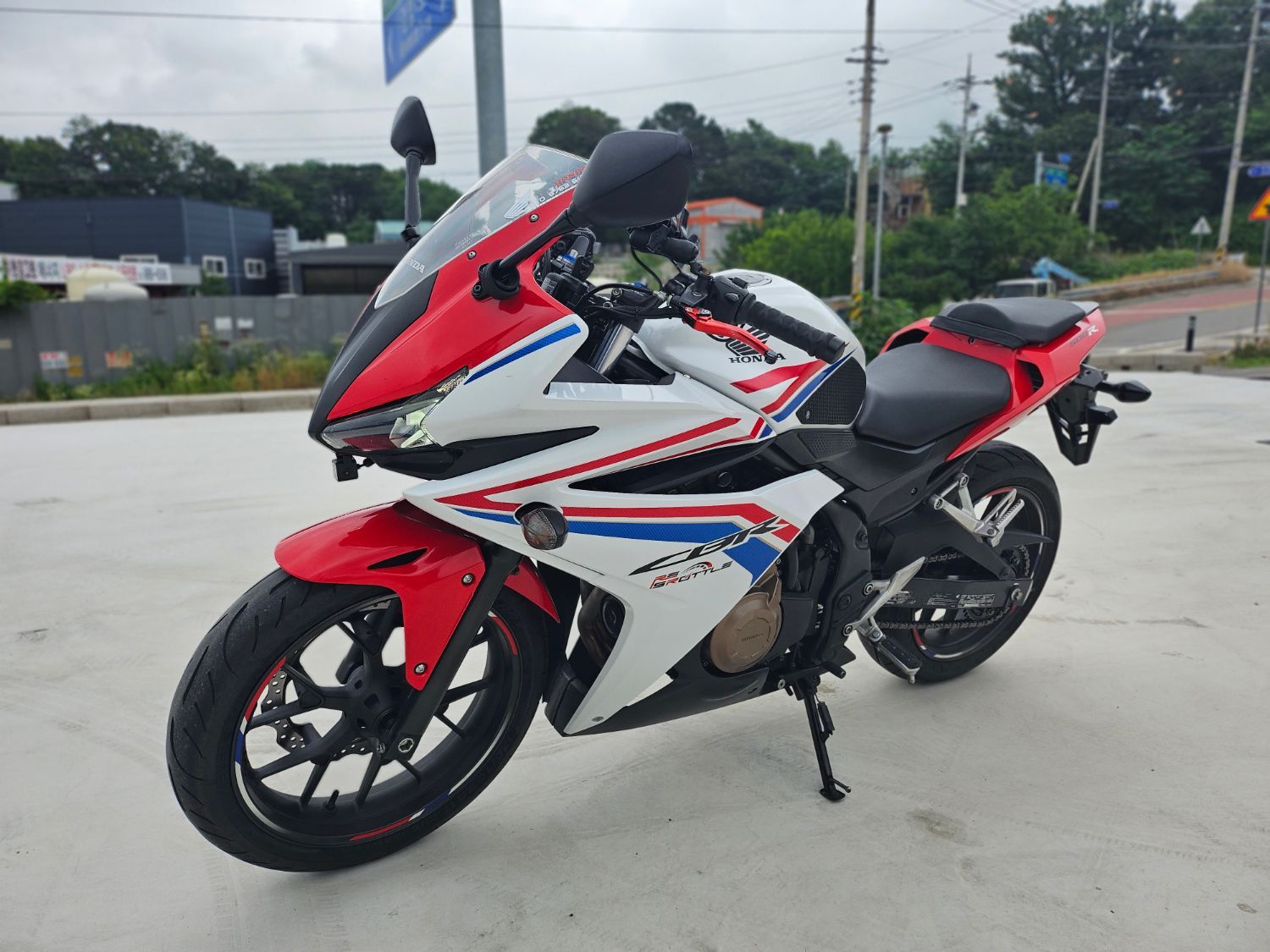 혼다 CBR 500 R more