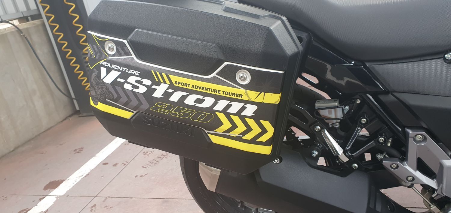 스즈키 브이스트롬 250 ABS more