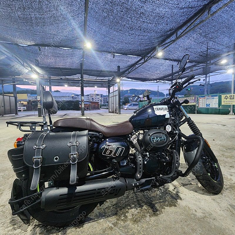 KR모터스 아퀼라 125 main