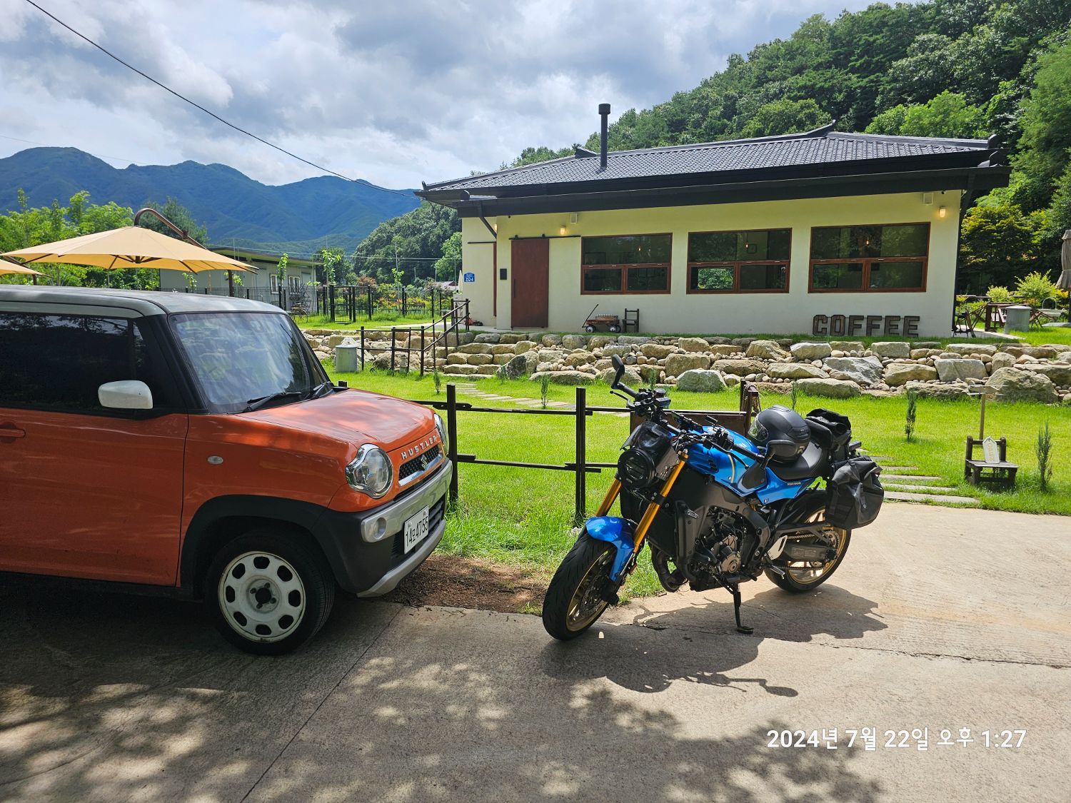 야마하 XSR 900 2023 블루 사진 4