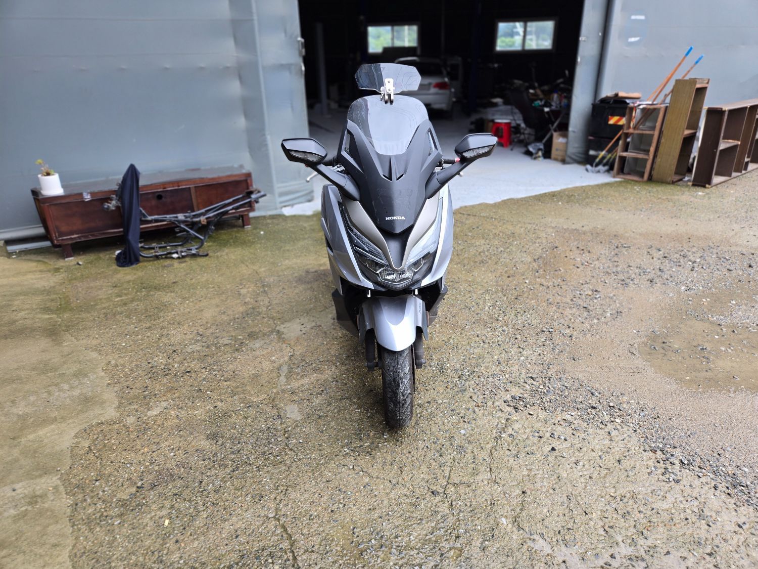 혼다 포르자 350 thumb 2