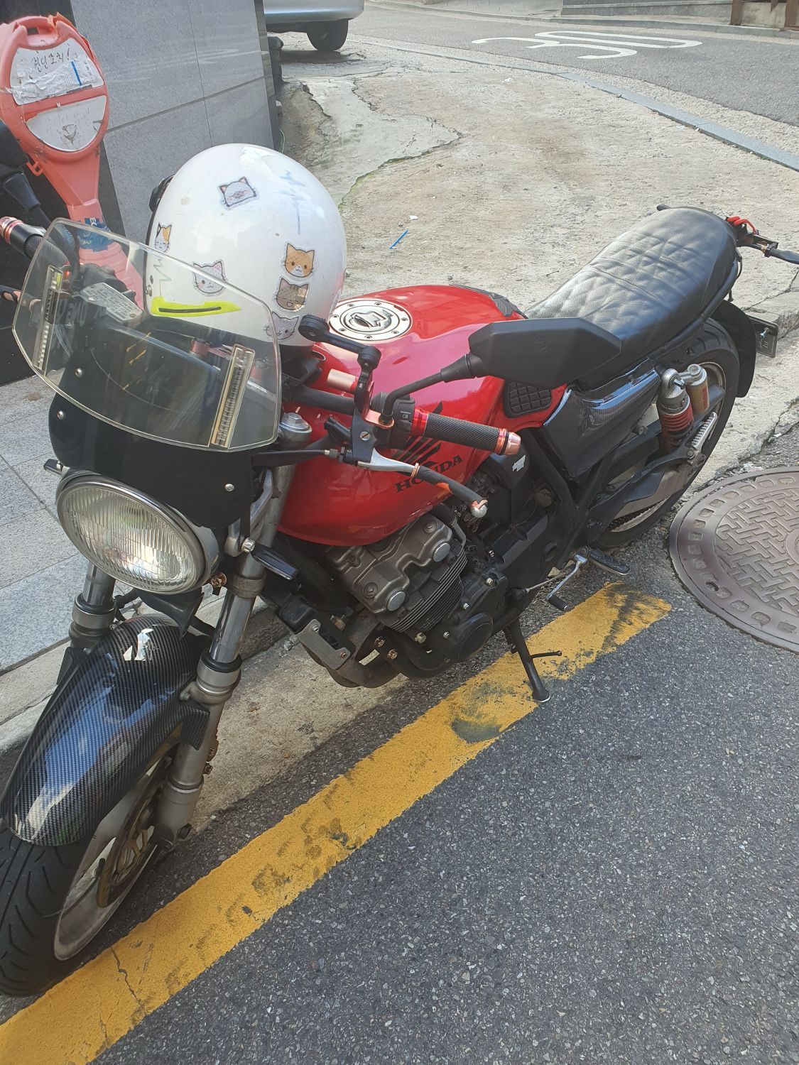 혼다 CB 400 V TEC more