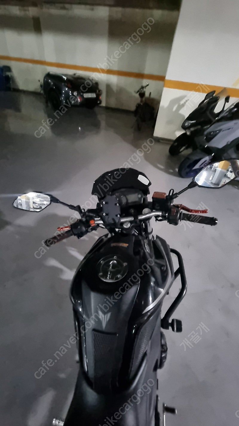 야마하 MT 03 more