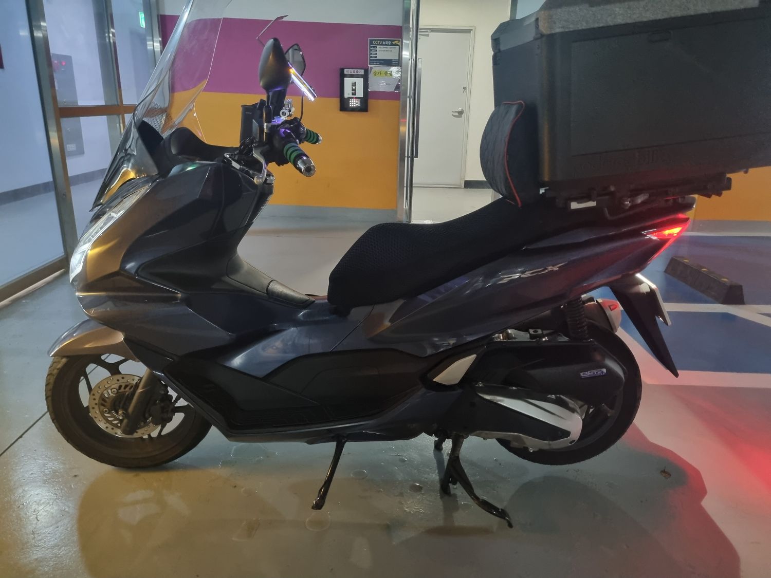 혼다 PCX 125 thumb 2