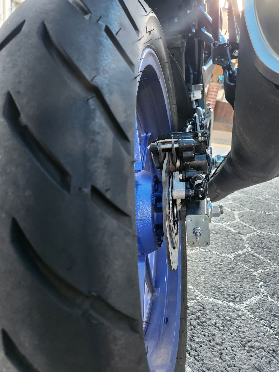 스즈키 GSX S 125 more