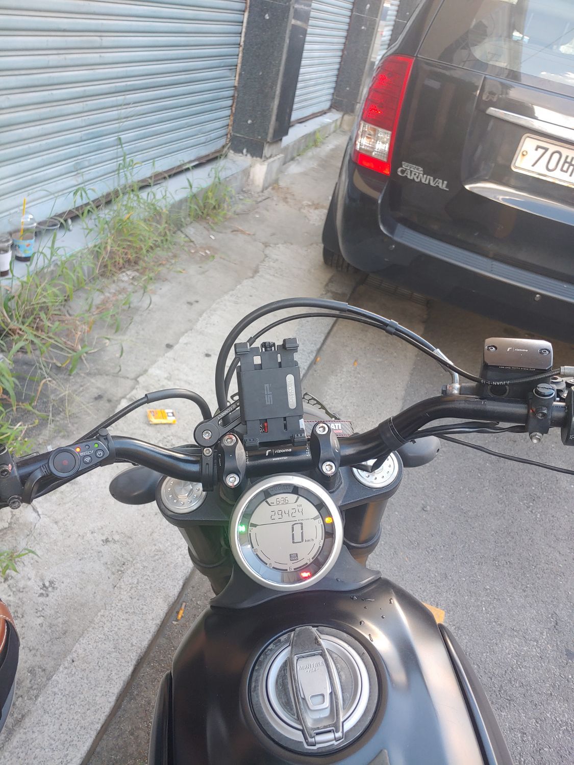 두카티 스크램블러 아이콘 thumb 2