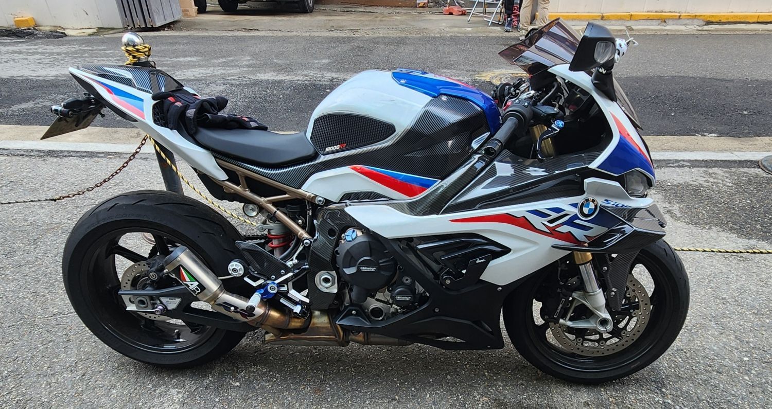 BMW S 1000 RR thumb 2
