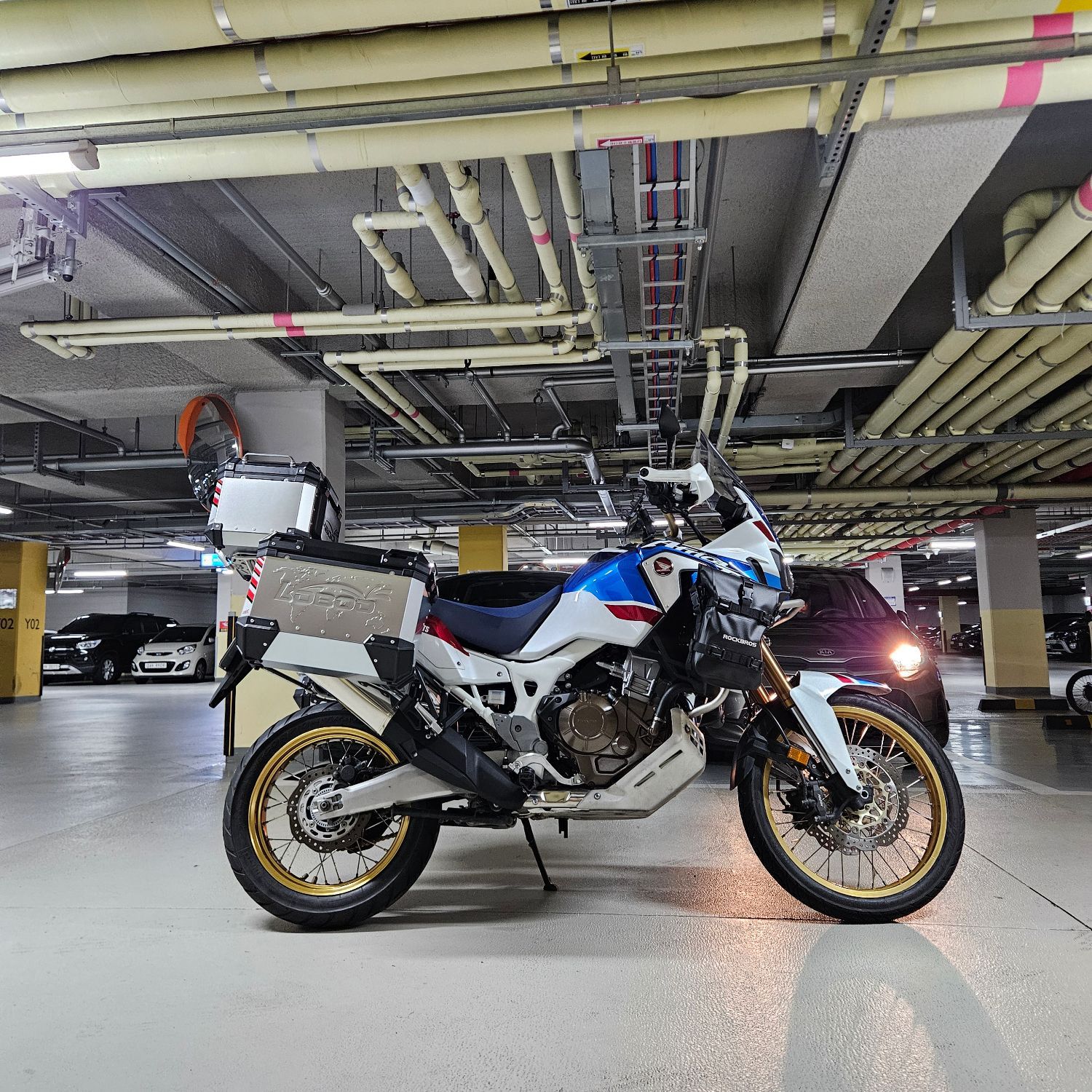 혼다 아프리카 트윈 CRF 1000 L thumb 2