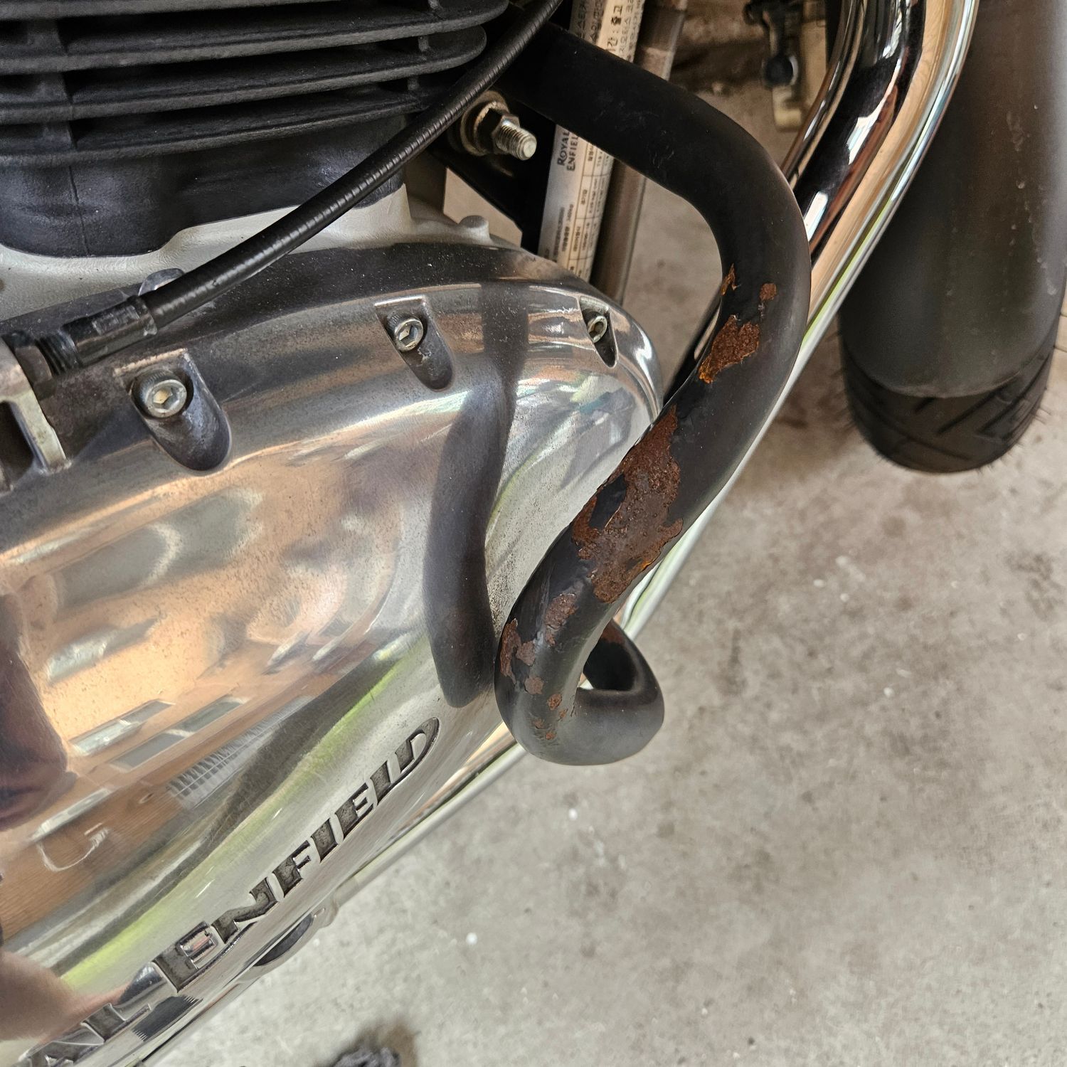 로얄엔필드 인터셉터 650 more