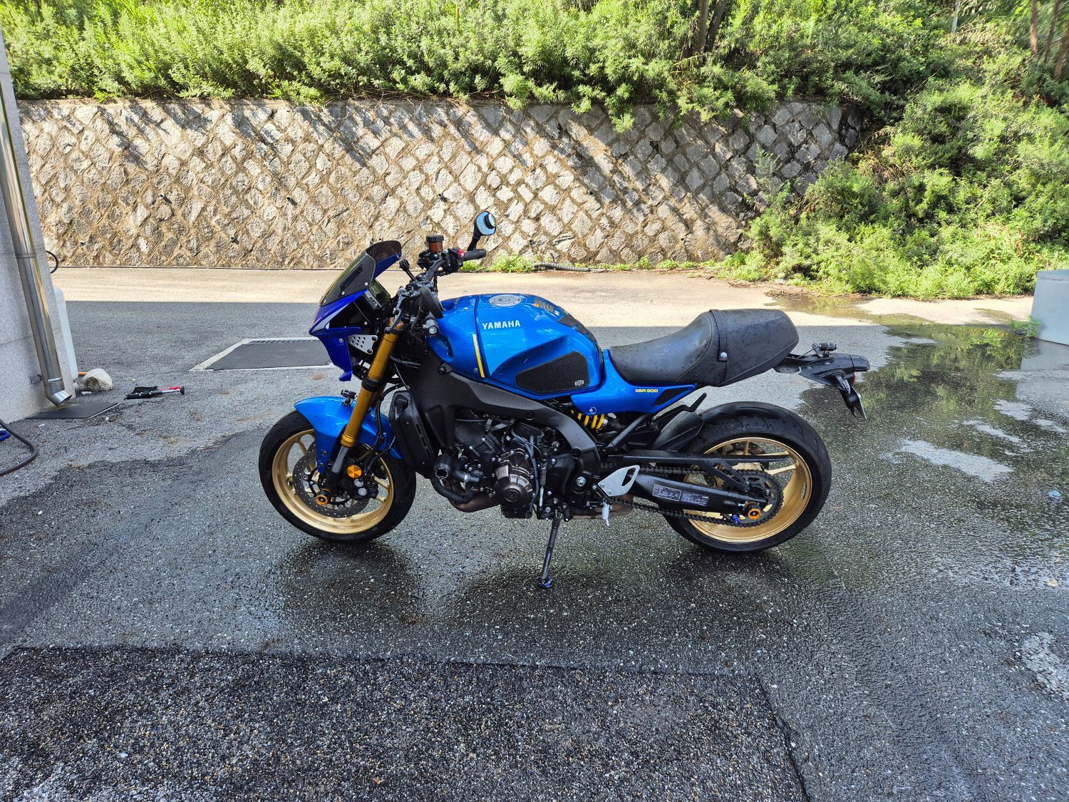 야마하 XSR 900 2022 블루 사진 7