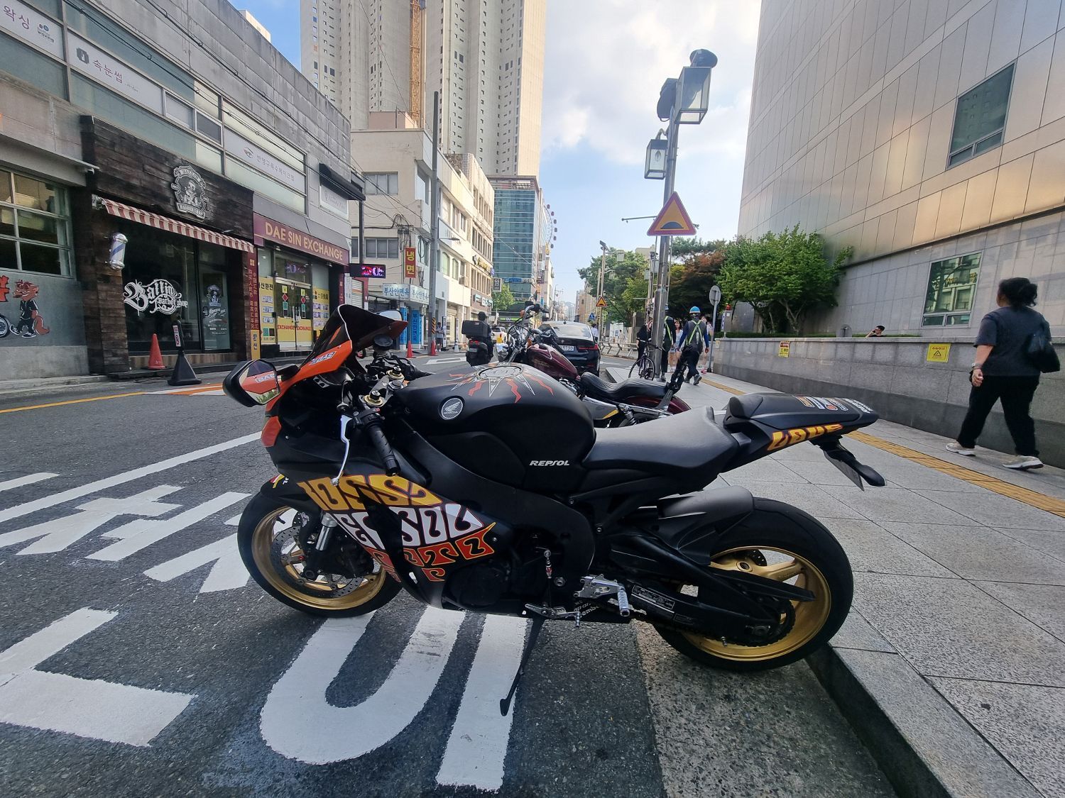 혼다 CBR 1000 RR more