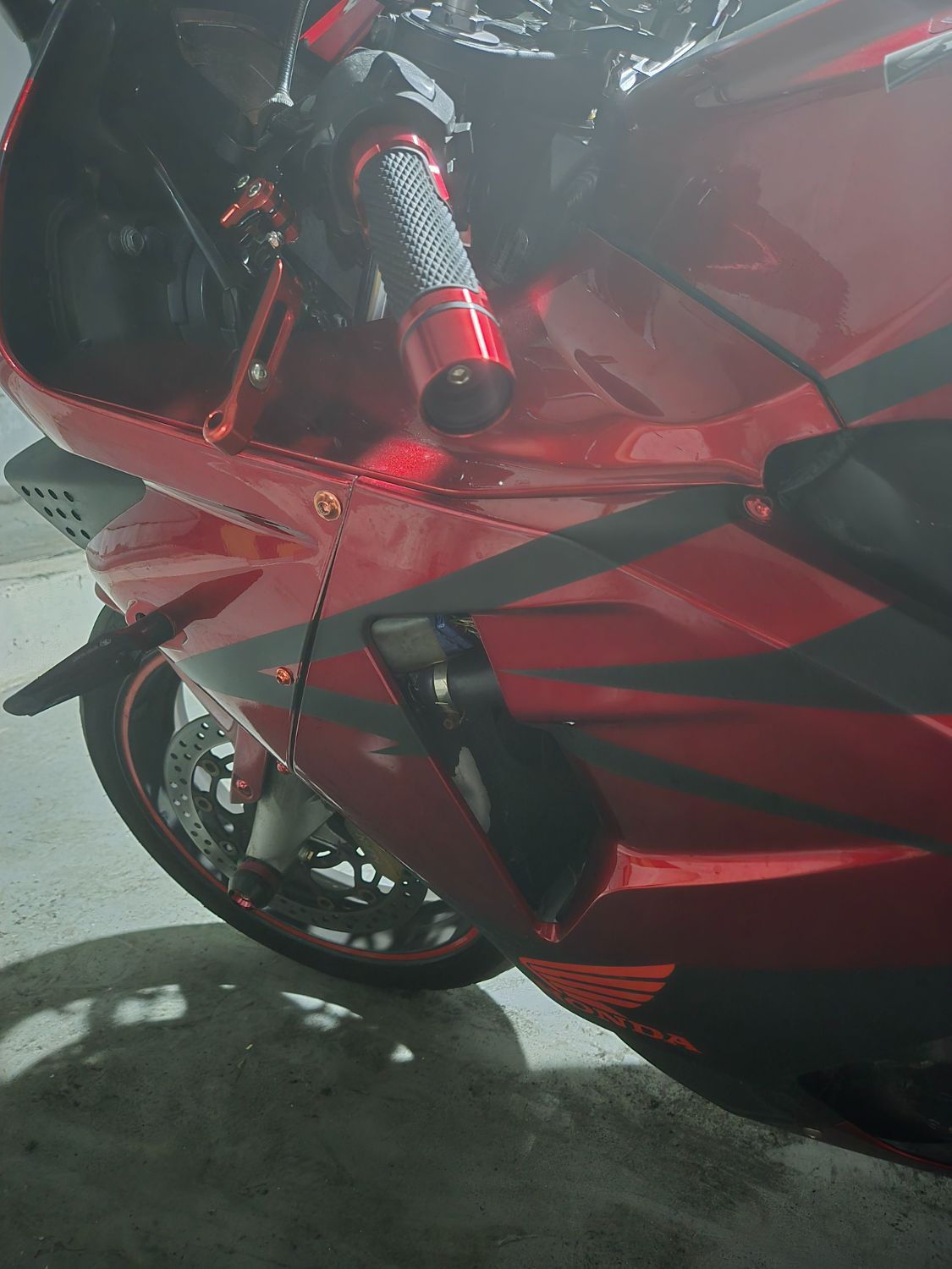 혼다 CBR 600 RR 2004 레드 사진 7