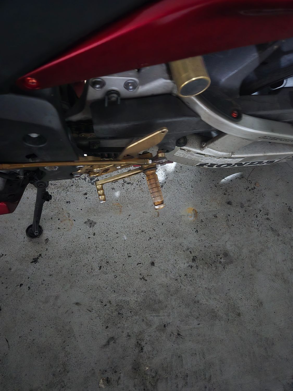 혼다 CBR 600 RR 2004 레드 사진 6