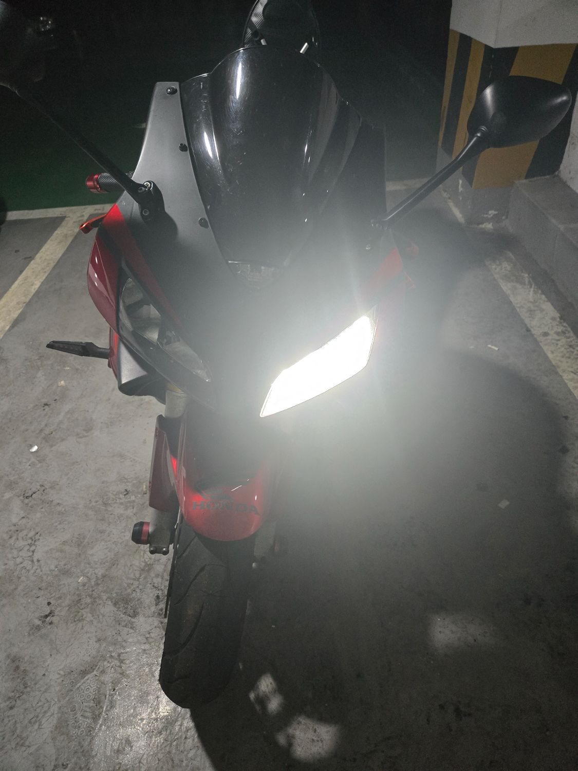 혼다 CBR 600 RR 2004 레드 사진 5