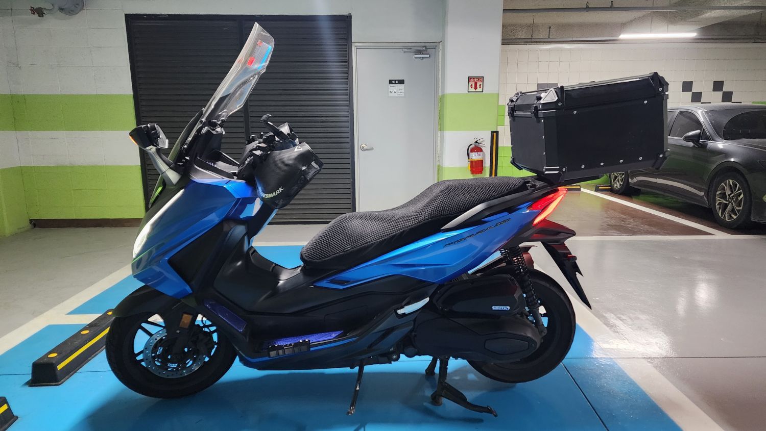 혼다 포르자 350 thumb 2