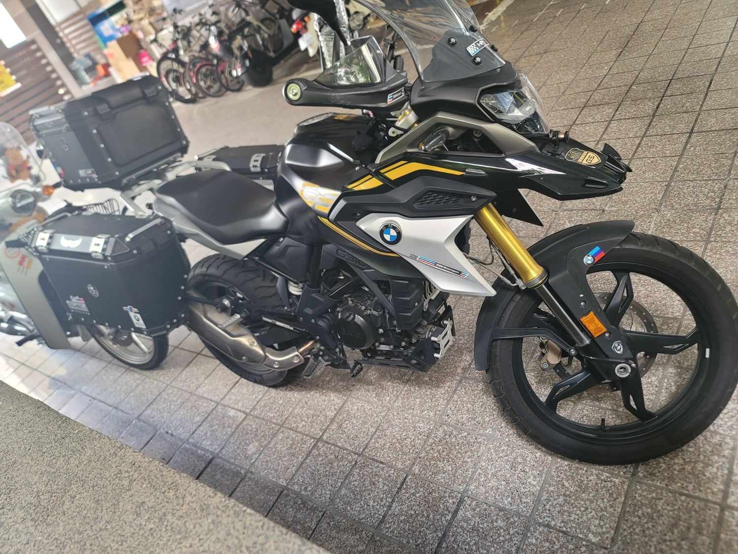 BMW G 310 GS more
