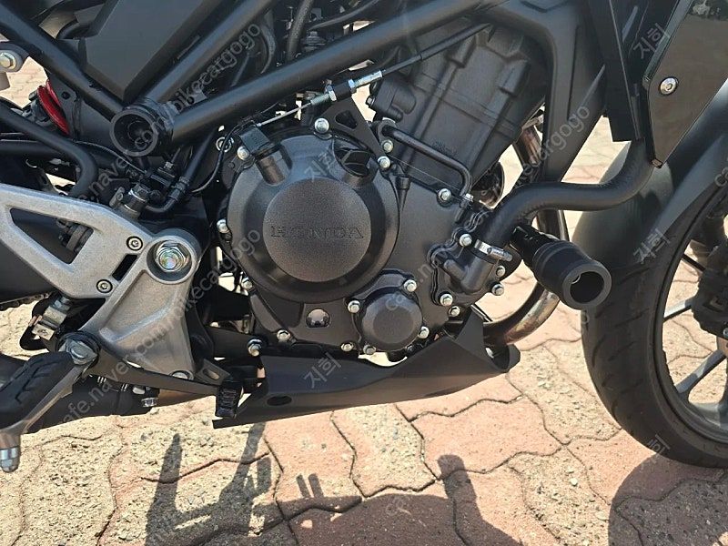 혼다 CB 300 R more