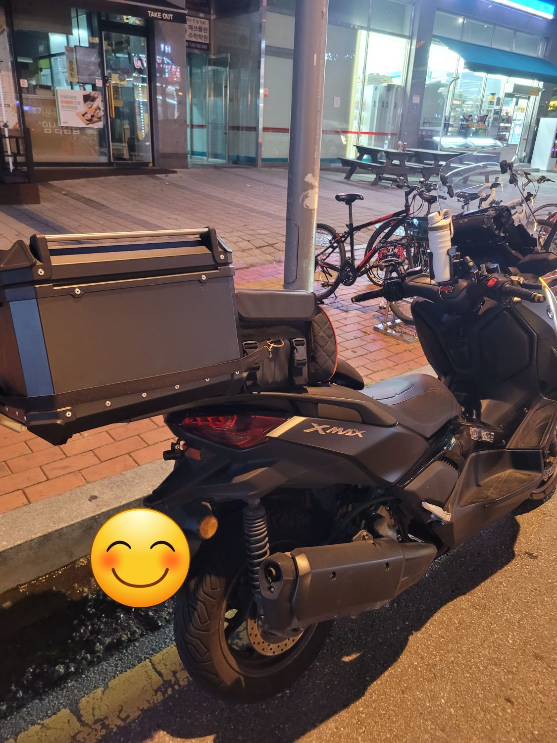 야마하 XMAX 300 ABS thumb 2