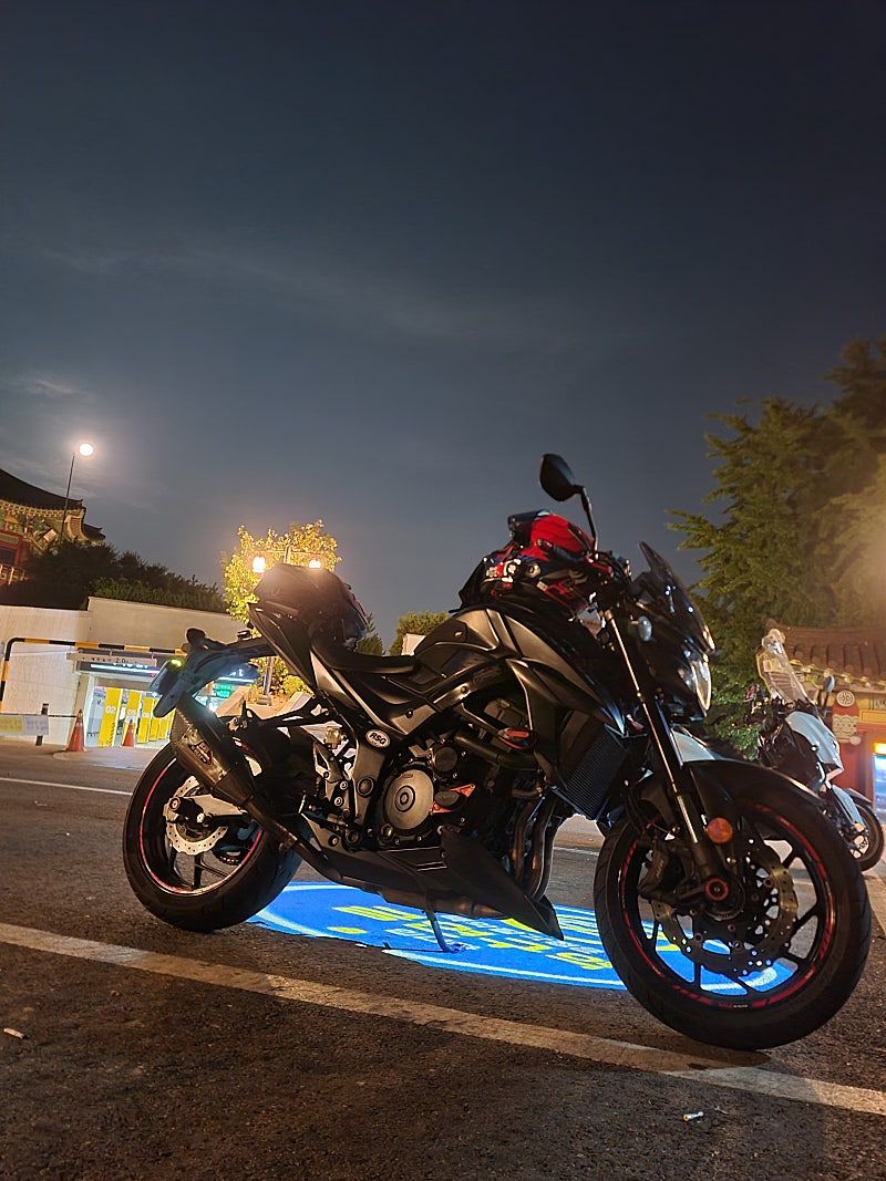 스즈키 GSX S 750 thumb 2