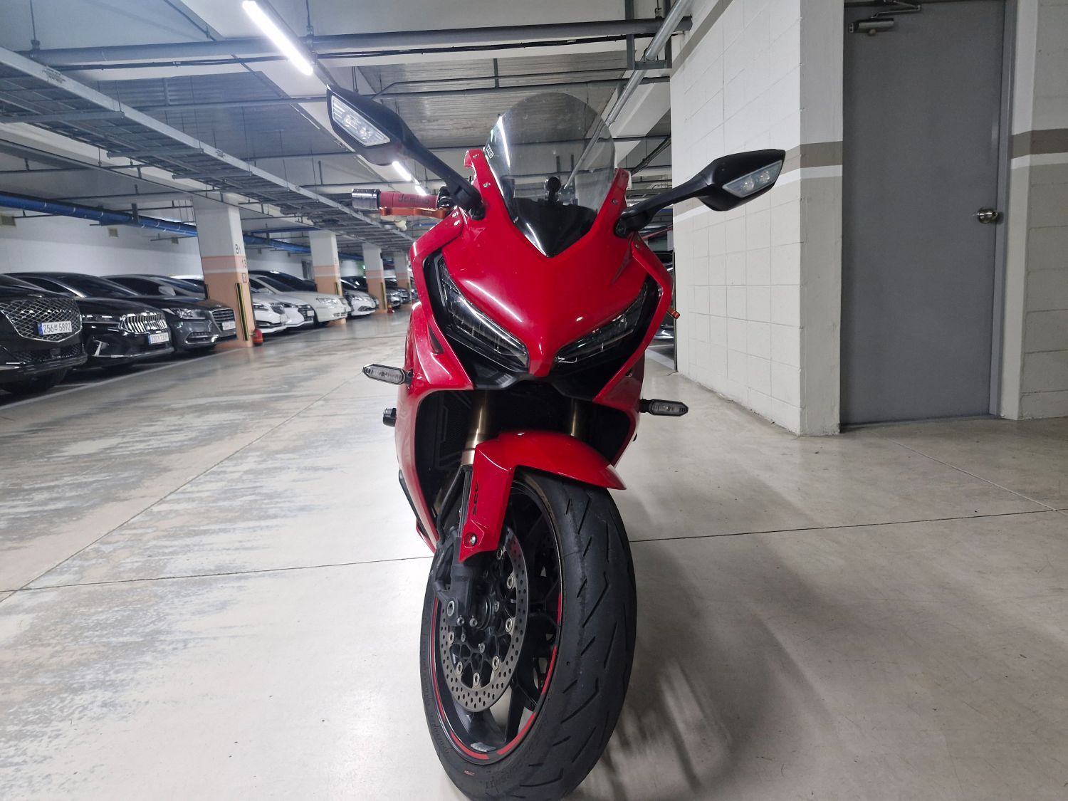 혼다 CBR 650 R MT thumb 2