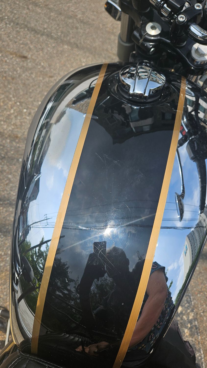 로얄엔필드 인터셉터 650 more