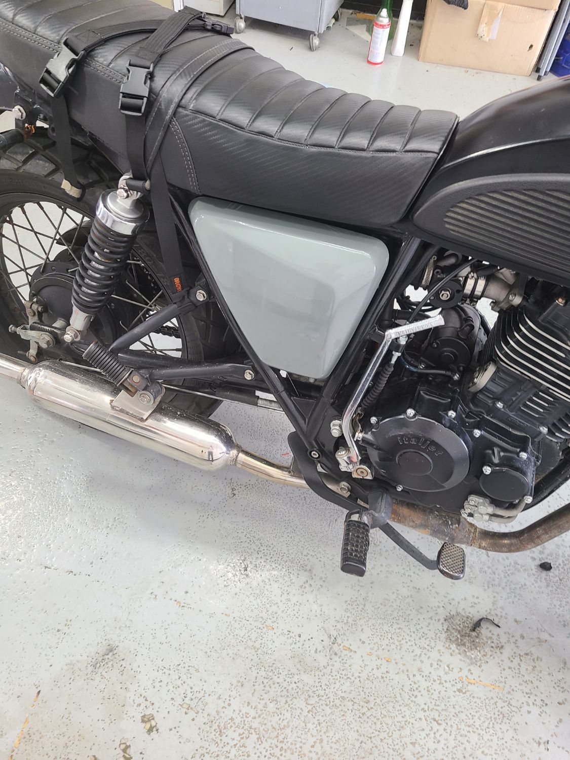 이탈젯 그리폰 400 more