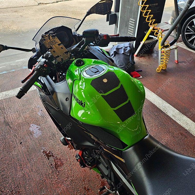 가와사키 닌자 650 thumb 2