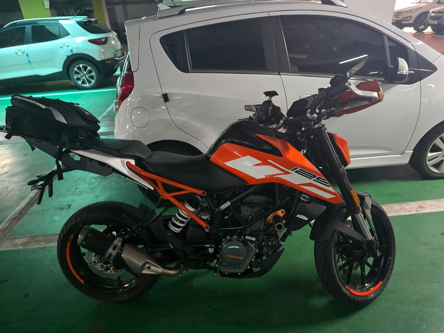 KTM 125 듀크 thumb 2