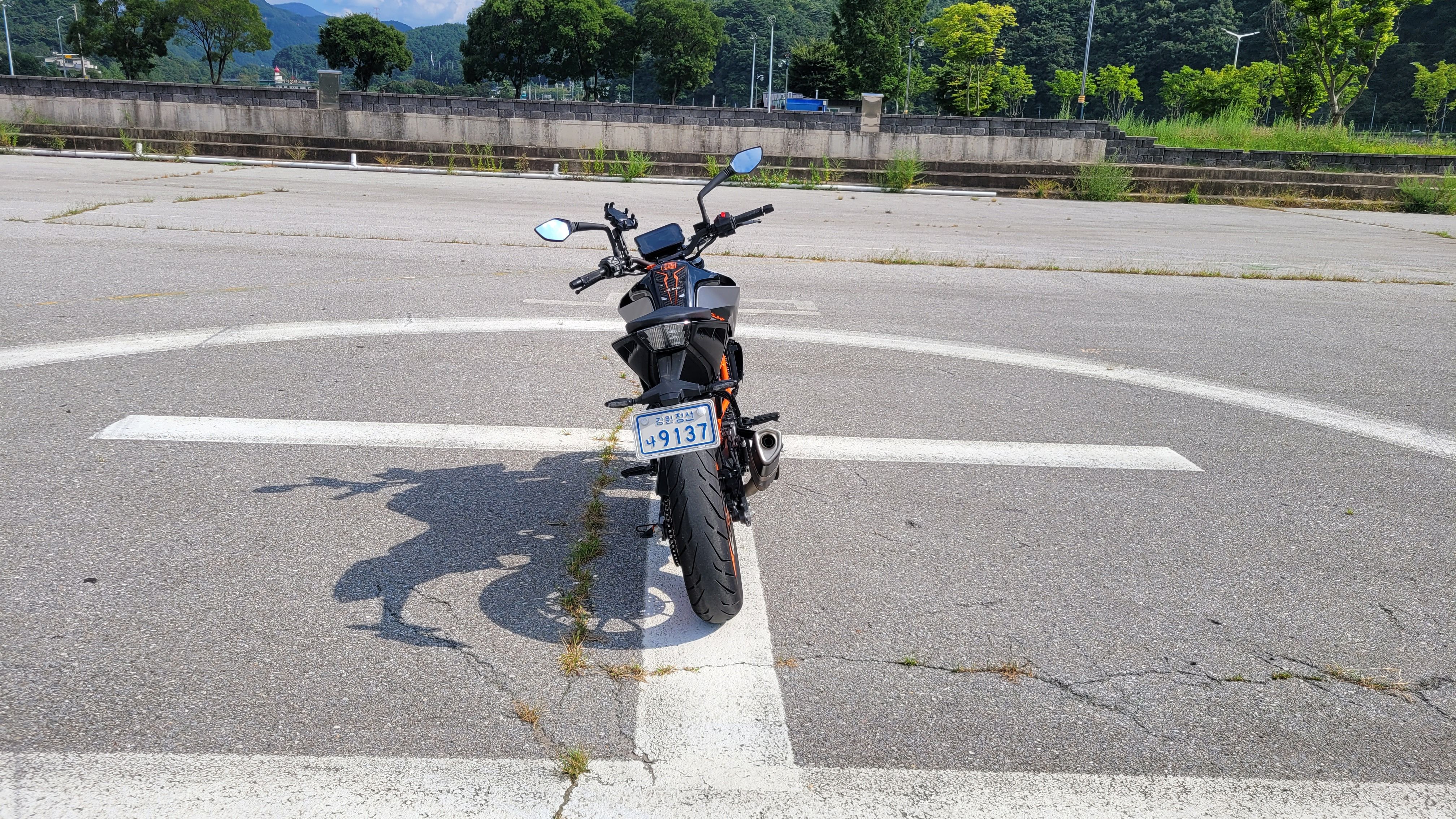 KTM 390 듀크 thumb 2