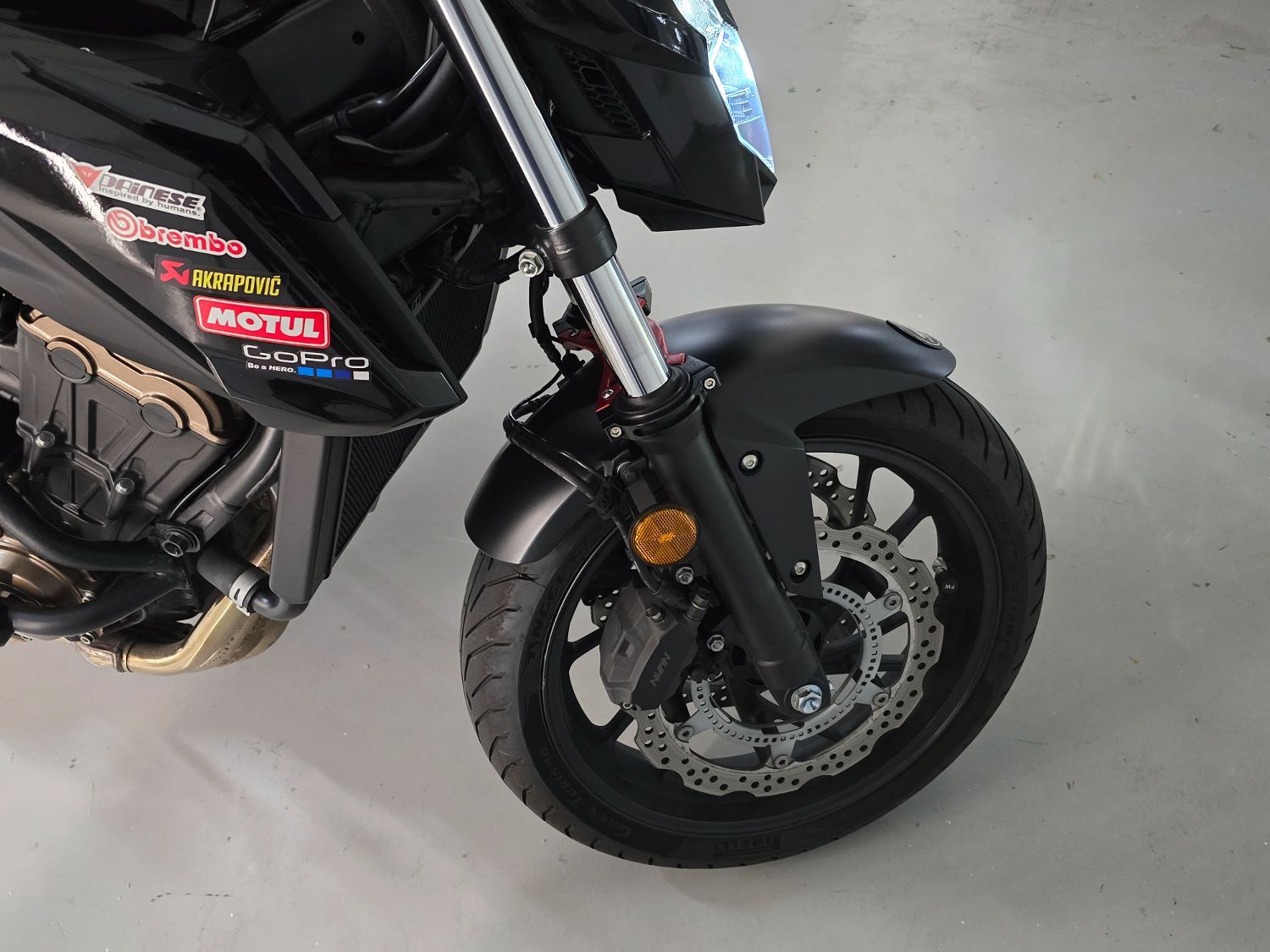 혼다 CB 650 F 2017 블랙 사진 4