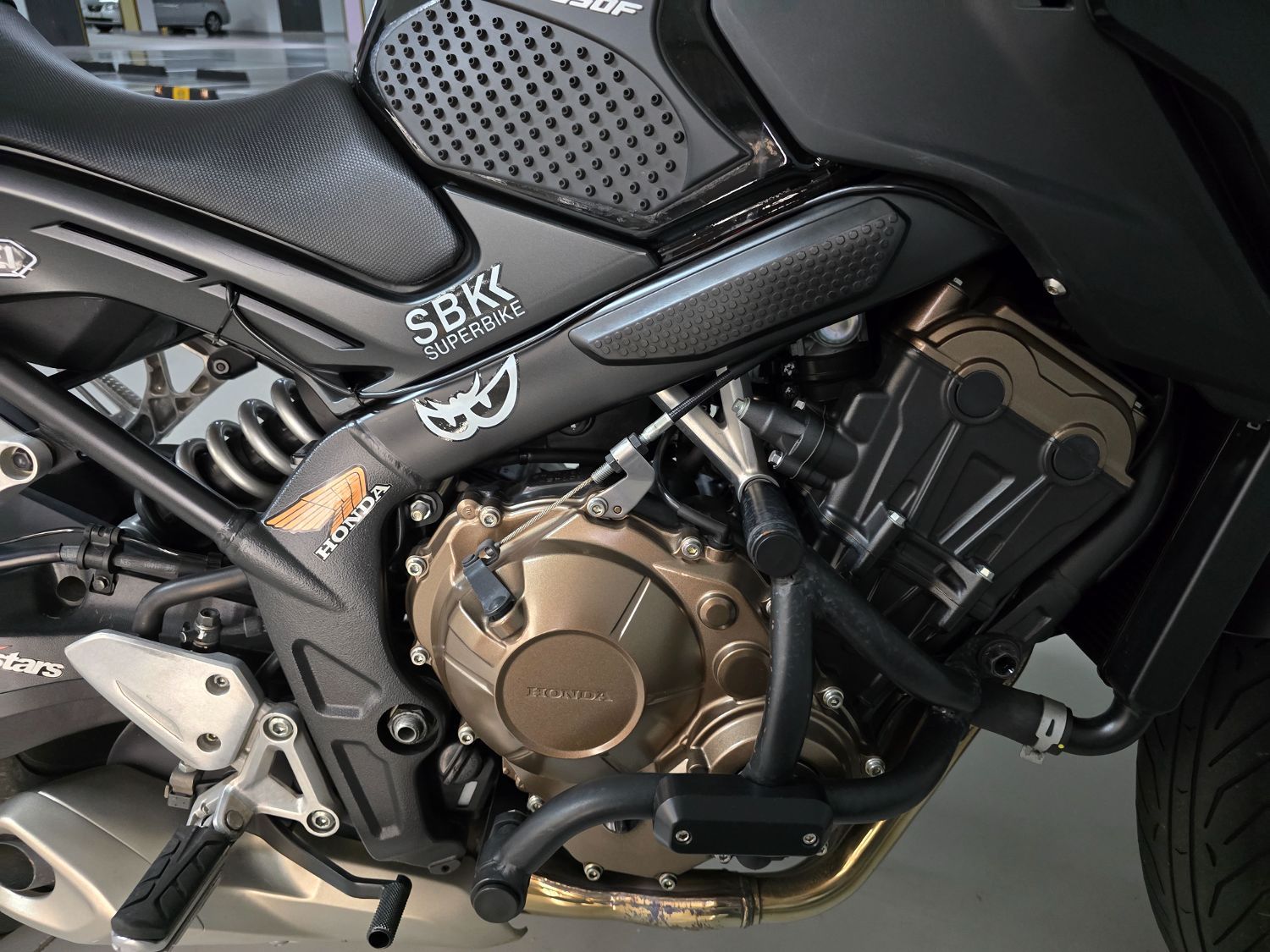 혼다 CB 650 F 2017 블랙 사진 7
