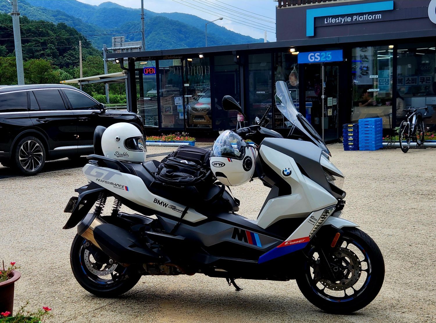 BMW C 400 GT more
