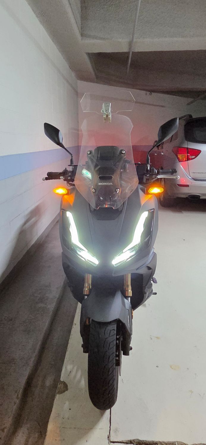 혼다 ADV 350 main