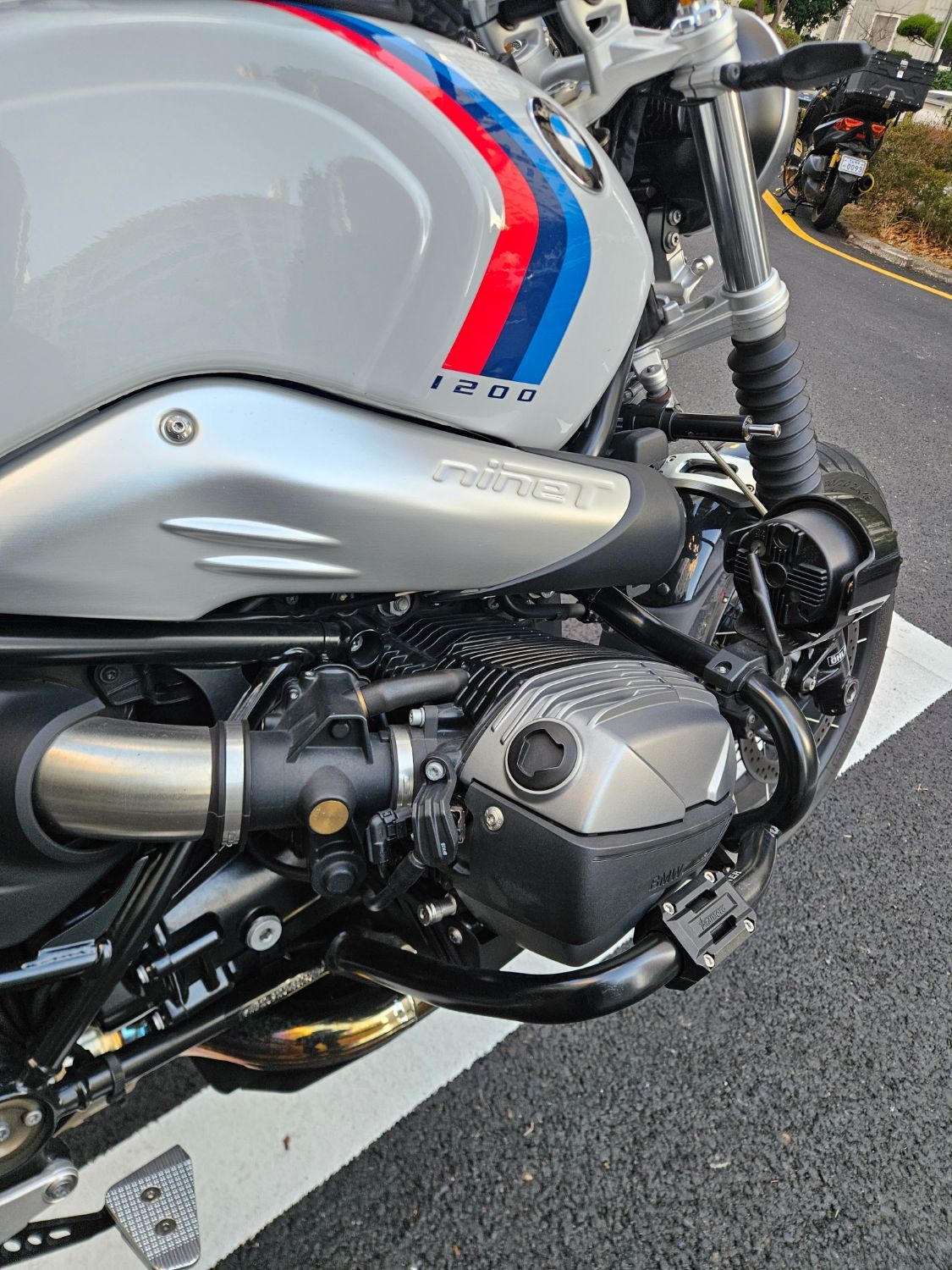 BMW R nine T 어반 GS 2021 화이트 사진 8