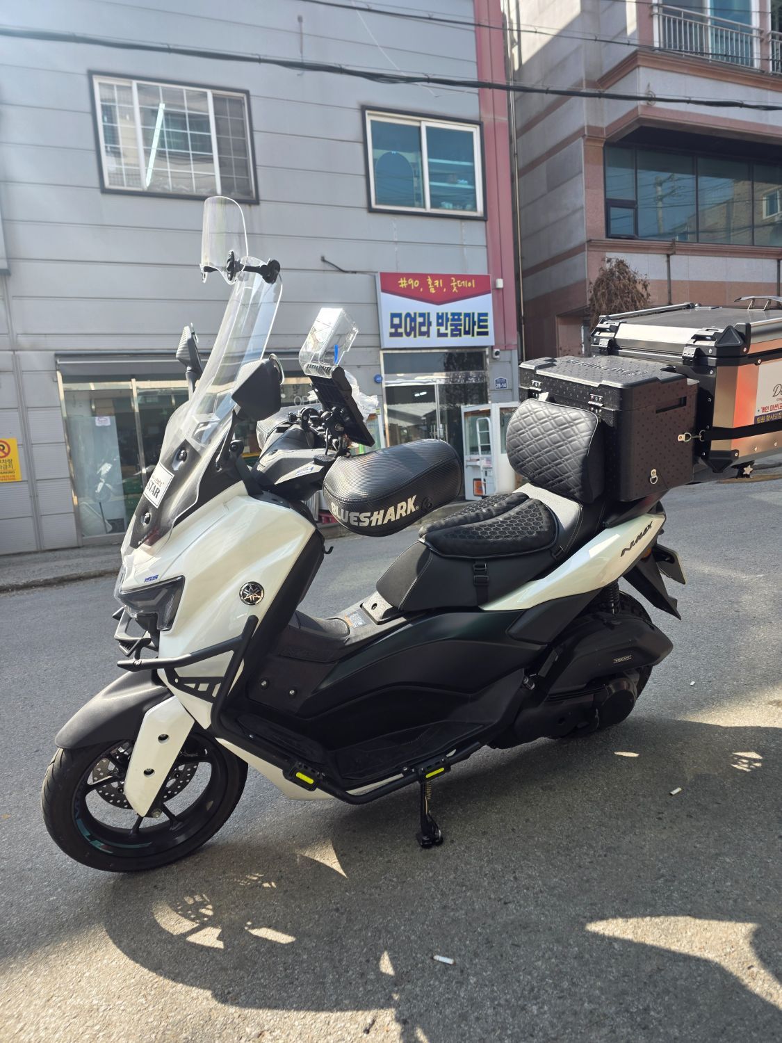 야마하 NMAX 155 more