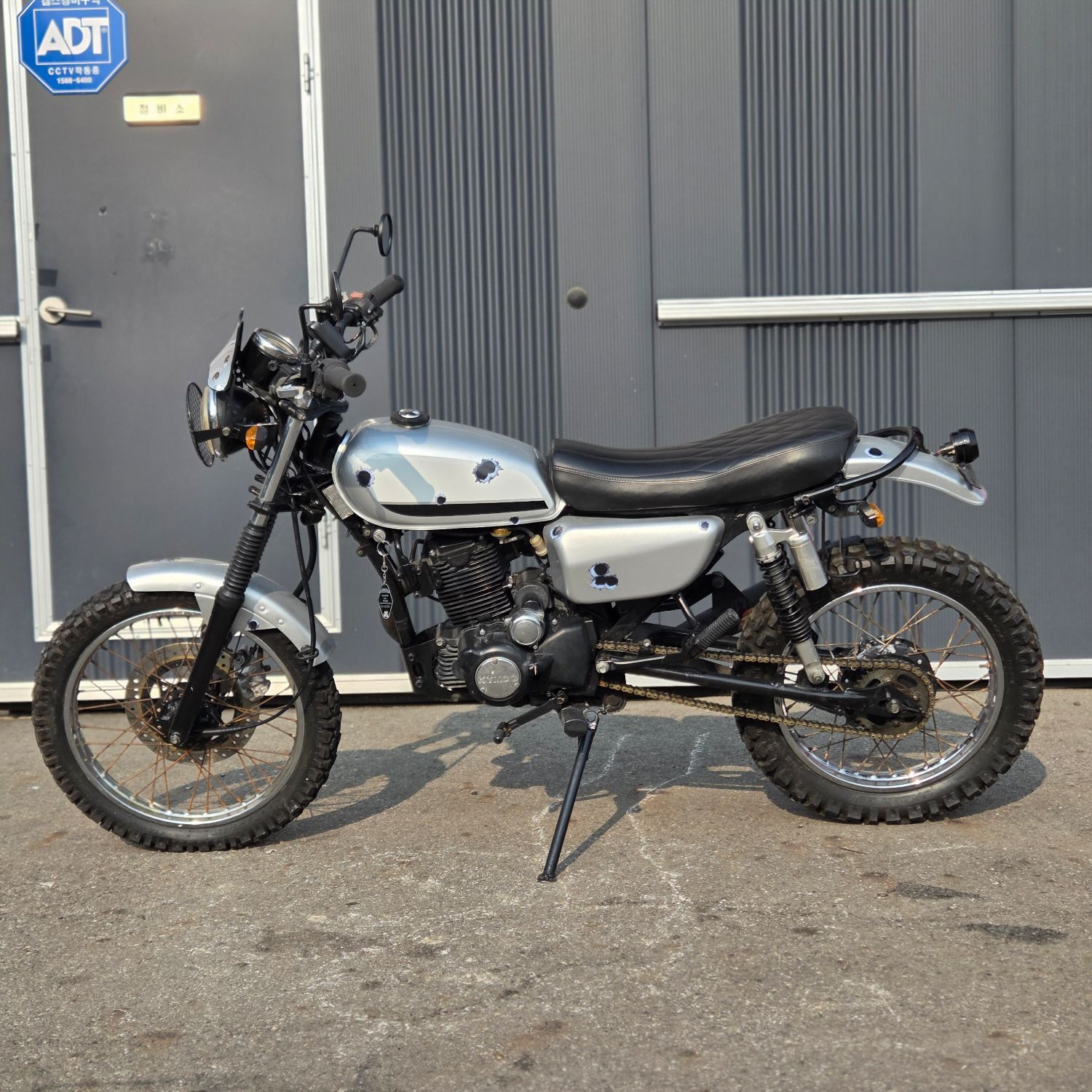 킴코 KCR 125 thumb 2