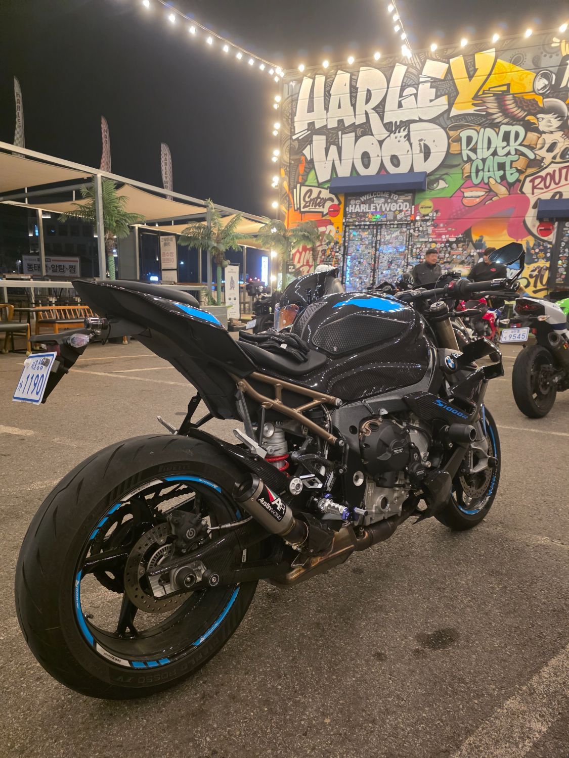 BMW S 1000 R main