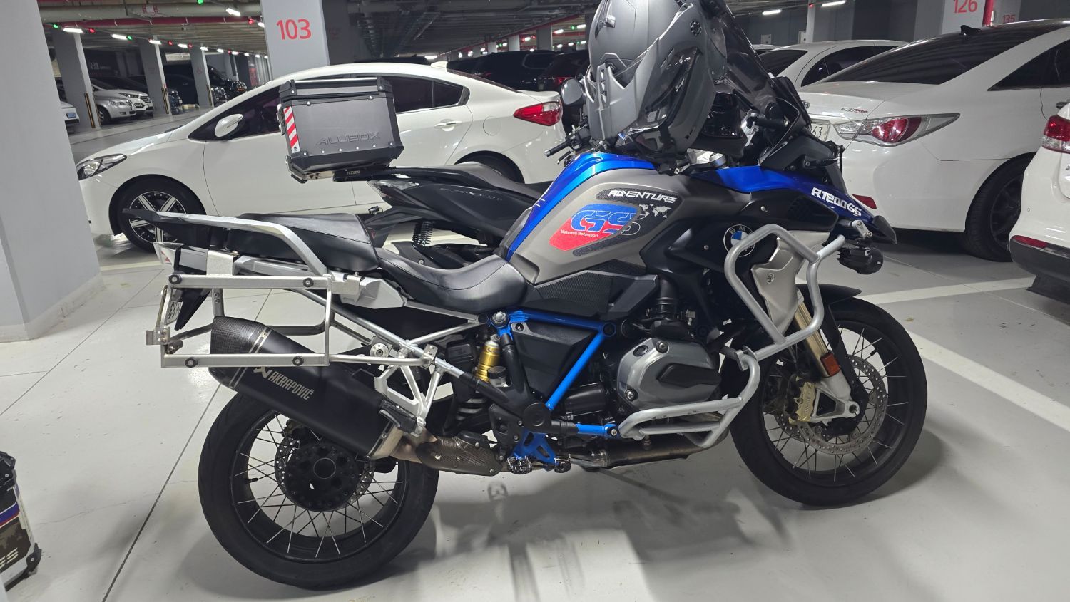 BMW R 1200 GS 2018 블루 사진 2