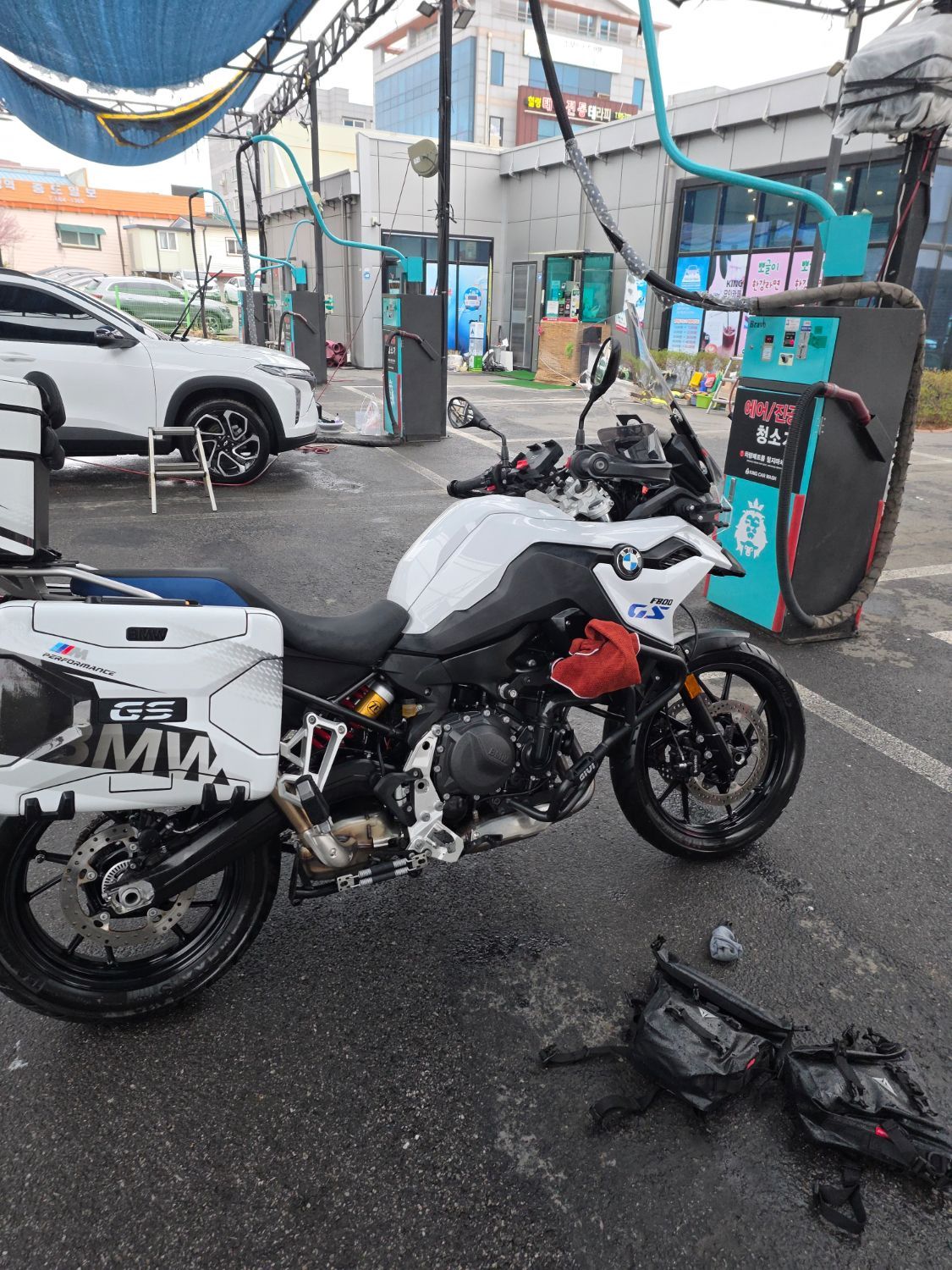 BMW F 800 GS thumb 2