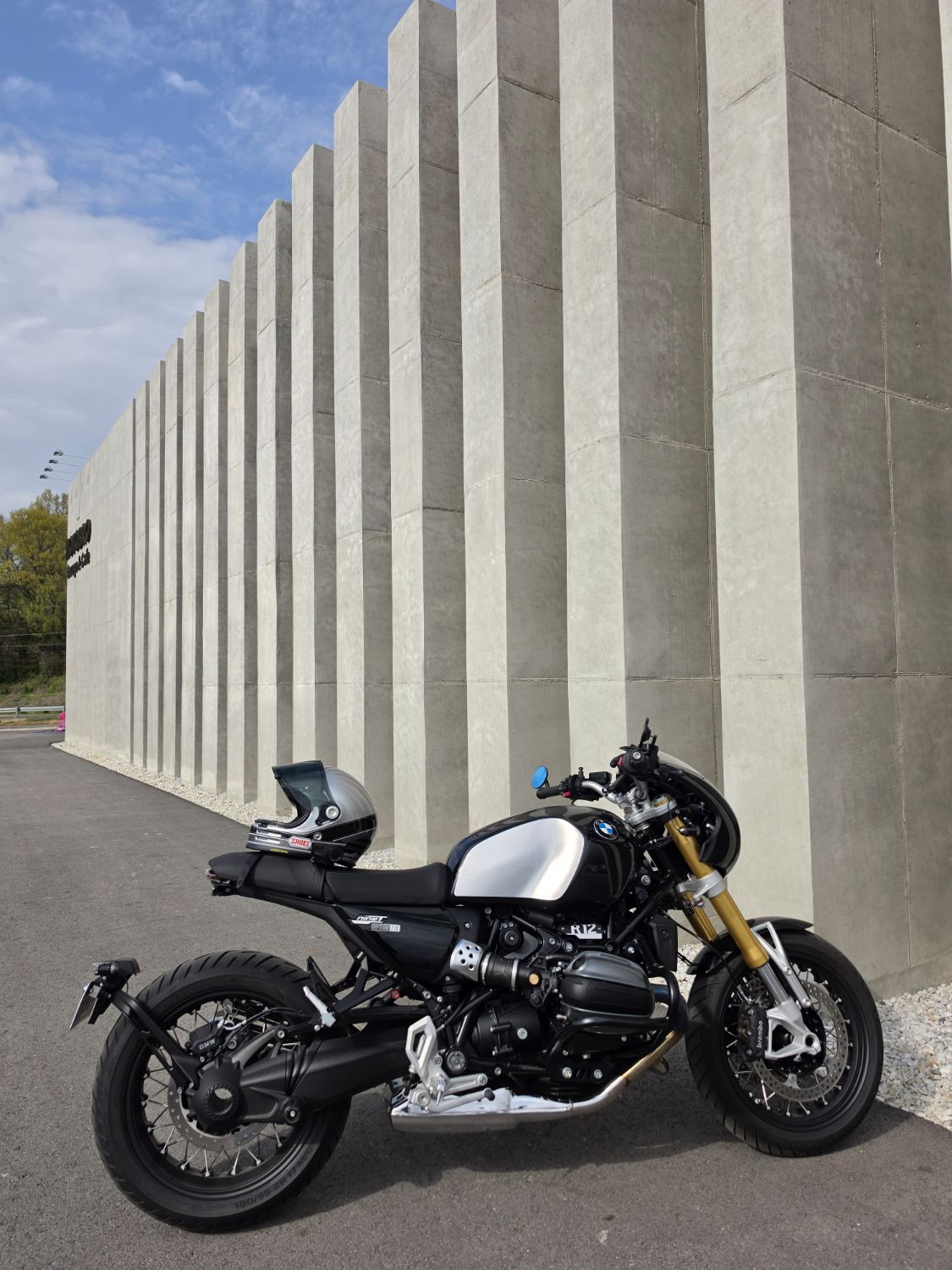 BMW R 12 nine T 2024 블랙 사진 2