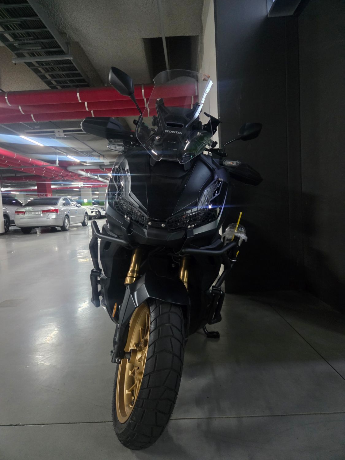 혼다 ADV 350 main
