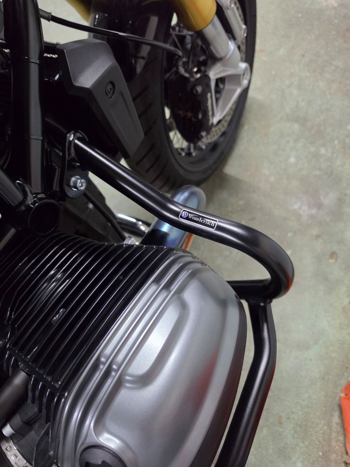 BMW R 12 nine T 2024 블랙 사진 6