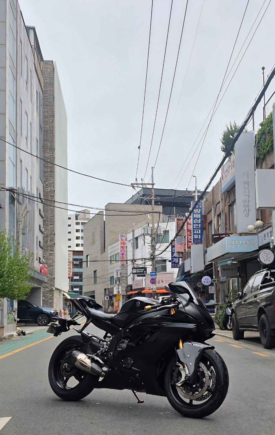 야마하 YZF R6 thumb 2
