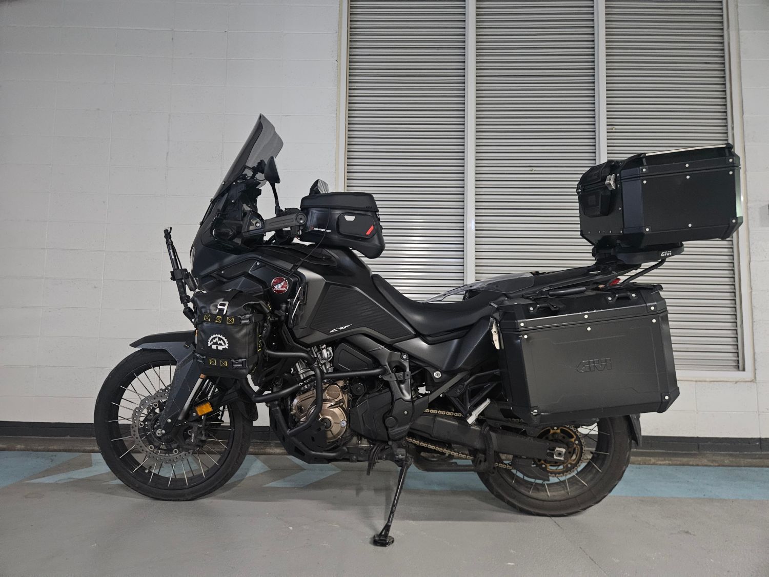 혼다 아프리카 트윈 CRF 1100 L 어드벤처 스포츠 ES DCT main