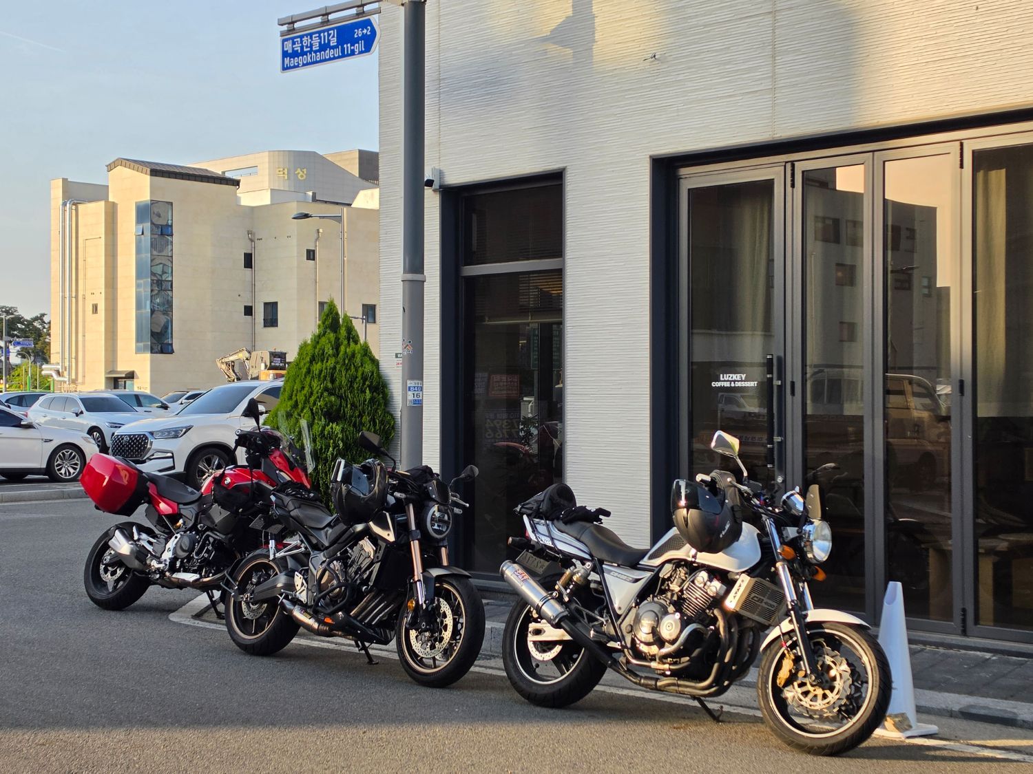 혼다 CB 400 FOUR main