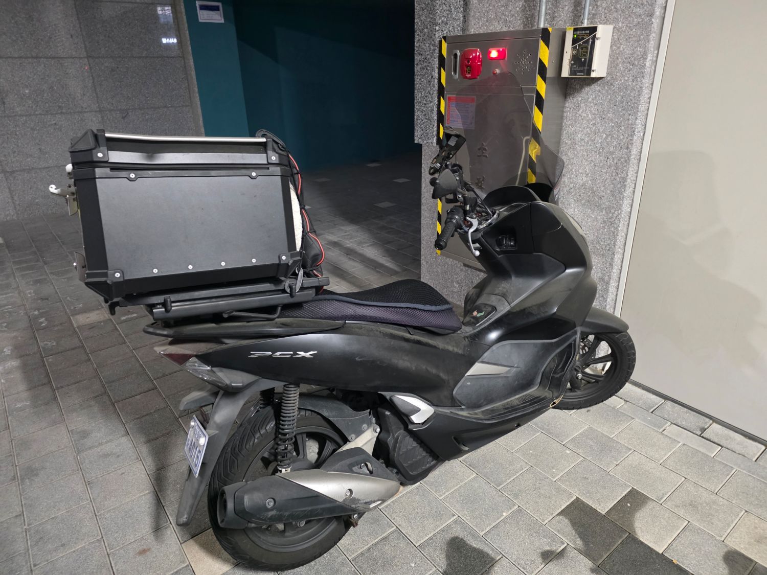 혼다 PCX 125 more